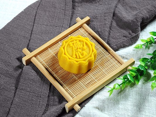 中秋月餅批發(fā)，藍白月餅又“變心”了